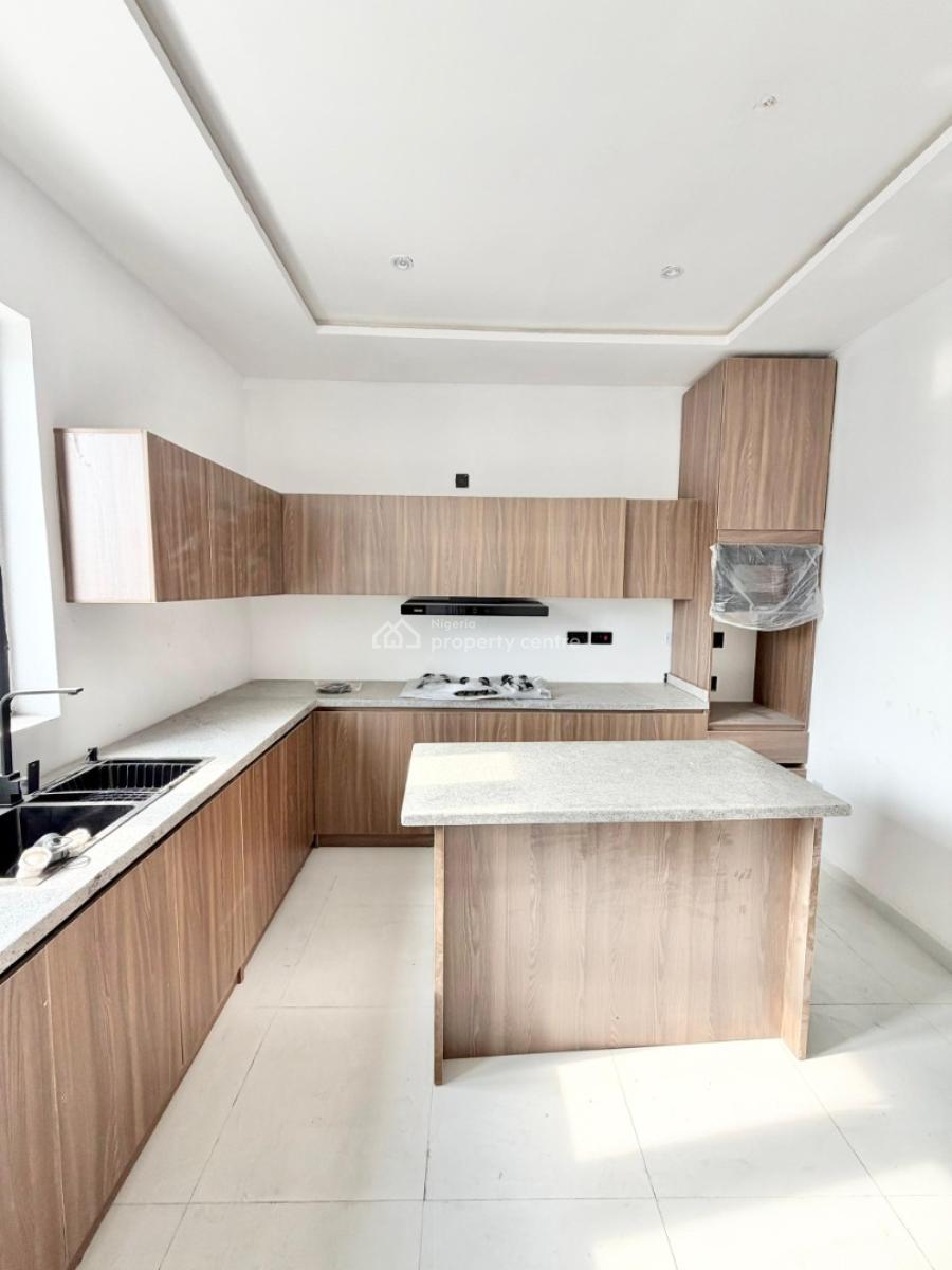 2 Bedroom Apartments with Gym, Ikate Elegushi, Lekki, Lagos, Flat / Apartment for Sale