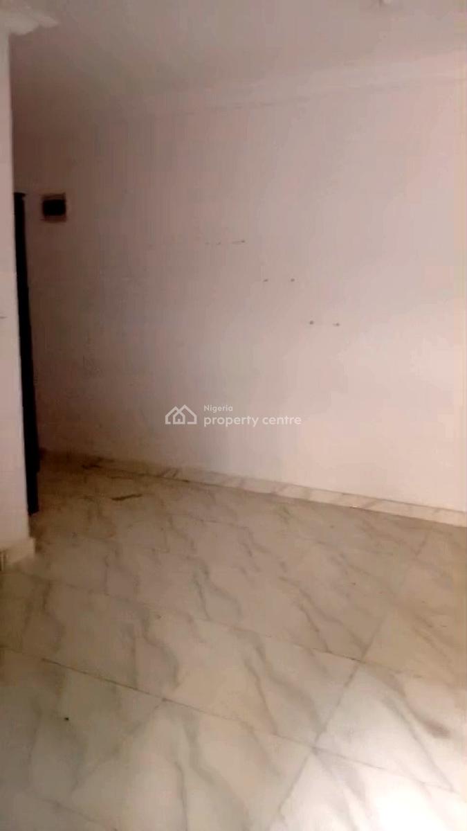 Studio Apartment Self Con, Maroko Mobil Road Ilaje, Ilaje, Ajah, Lagos, Self Contain (single Rooms) for Rent