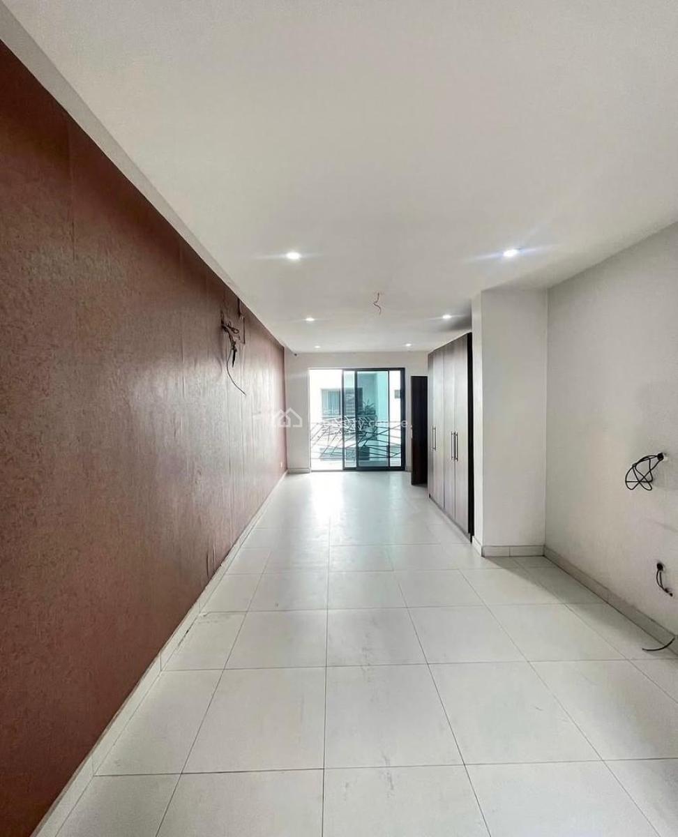 Exquisitely Built 2 Bedroom Maisonette, Lekki Phase 1, Lekki, Lagos, Flat / Apartment for Rent