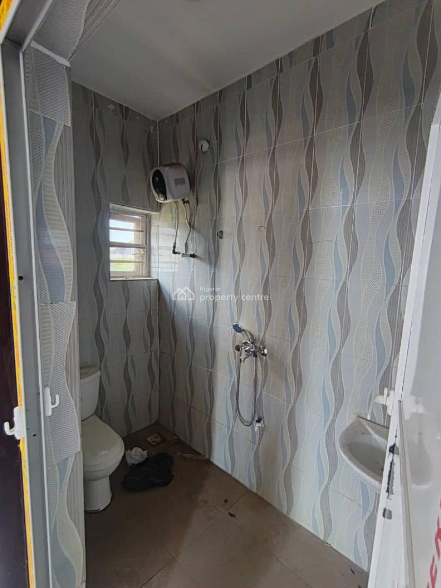 Modern 2 Bedroom Upstairs Apartment at Sango Tedo, Besides Safeway Hospital, Sangotedo, Ajah, Lagos, Flat / Apartment for Rent