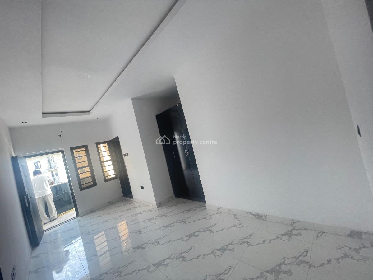 Standard Mini Flat in an Estate,clean Apartment, Located Inside an Estate,good Road ,personal Prepaid, Sangotedo, Ajah, Lagos, Mini Flat (room and Parlour) for Rent