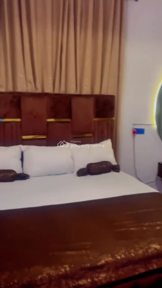 Nicely Furnished 3 Bedroom Apartment, Osogbo, Osun, Flat / Apartment Short Let