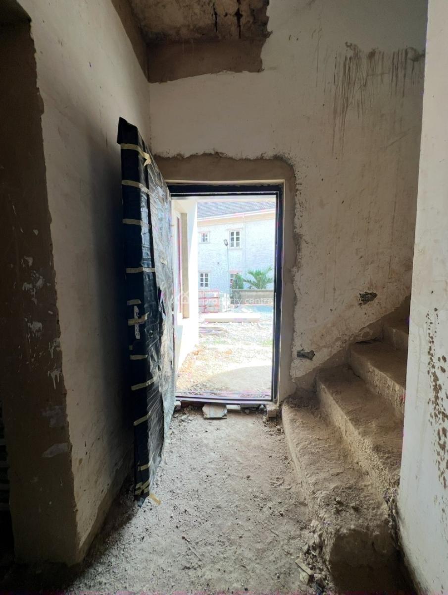 4 Bedrooms Townhouse, Basement Suite, 1 En-suite Bq, Multiple Lounge, Mabushi, Abuja, Terraced Duplex for Sale