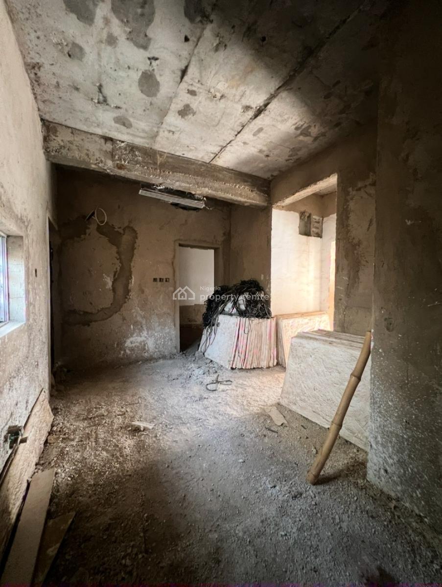 4 Bedrooms Townhouse, Basement Suite, 1 En-suite Bq, Multiple Lounge, Mabushi, Abuja, Terraced Duplex for Sale