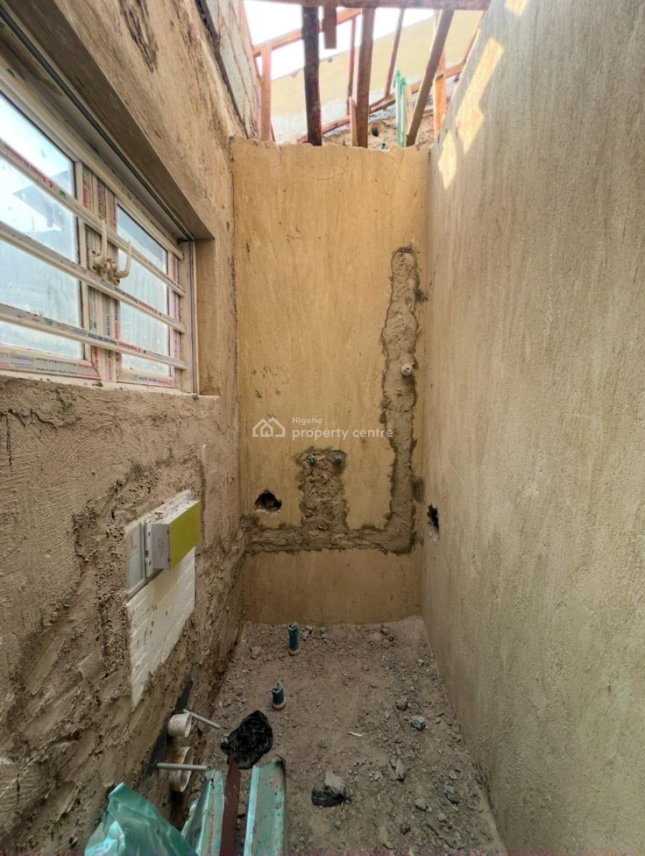 4 Bedrooms Townhouse, Basement Suite, 1 En-suite Bq, Multiple Lounge, Mabushi, Abuja, Terraced Duplex for Sale