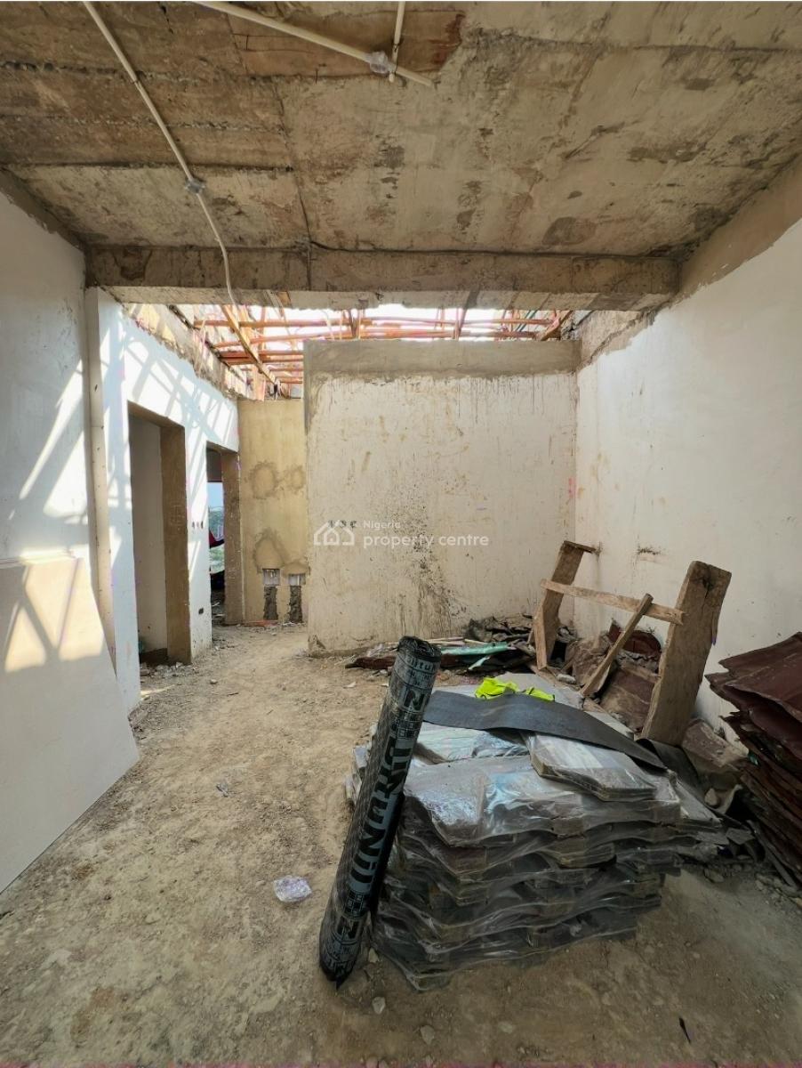 4 Bedrooms Townhouse, Basement Suite, 1 En-suite Bq, Multiple Lounge, Mabushi, Abuja, Terraced Duplex for Sale