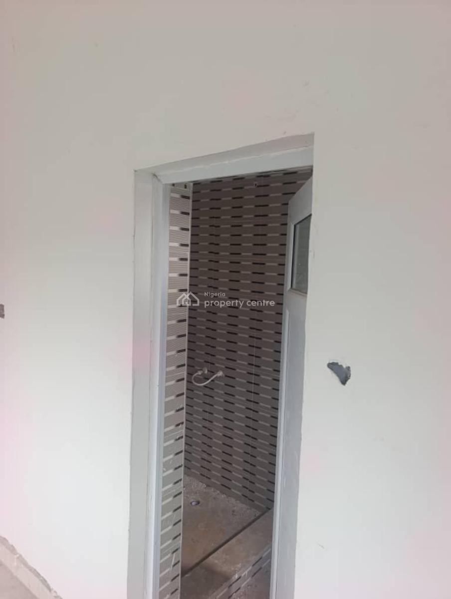 Newly Built 2 Bedrooms Flat Ensuit Upstairs and Down Available at Asso, Association Way Yakoyo Ojodu Berger  #2.8m per Anum, Ojodu Berger, Ojodu, Lagos, Flat / Apartment for Rent