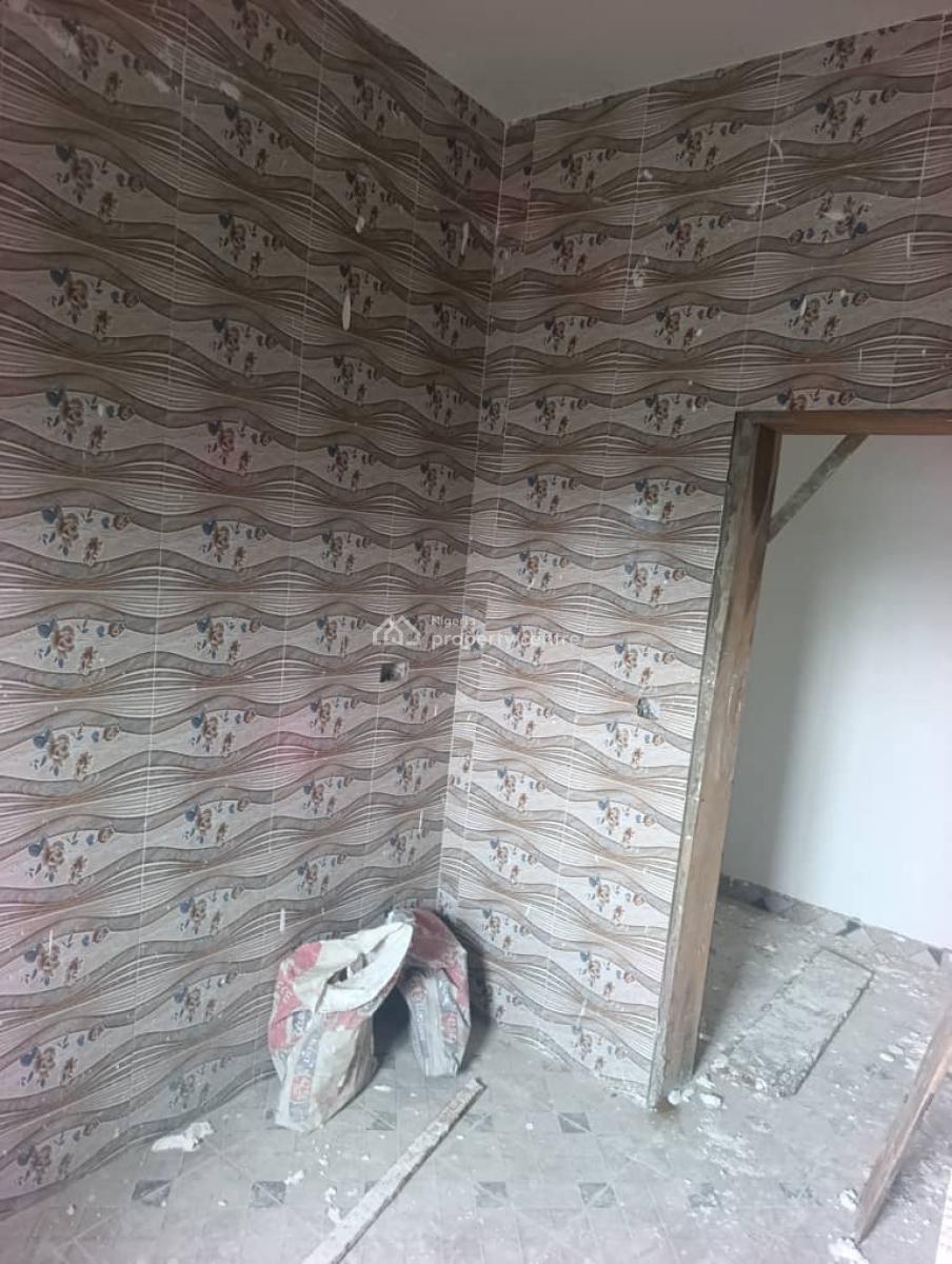 Newly Built 2 Bedrooms Flat Ensuit Upstairs and Down Available at Asso, Association Way Yakoyo Ojodu Berger  #2.8m per Anum, Ojodu Berger, Ojodu, Lagos, Flat / Apartment for Rent