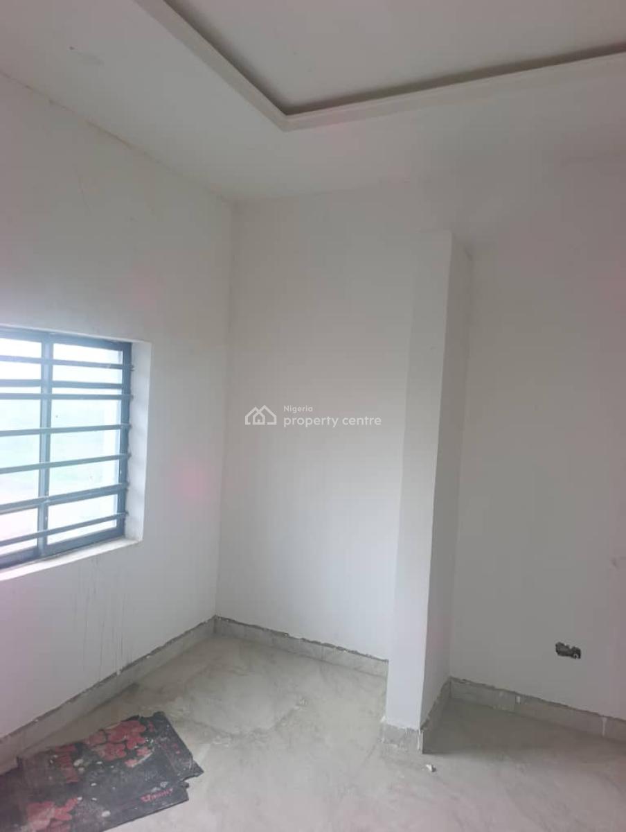 Newly Built 2 Bedrooms Flat Ensuit Upstairs and Down Available at Asso, Association Way Yakoyo Ojodu Berger  #2.8m per Anum, Ojodu Berger, Ojodu, Lagos, Flat / Apartment for Rent