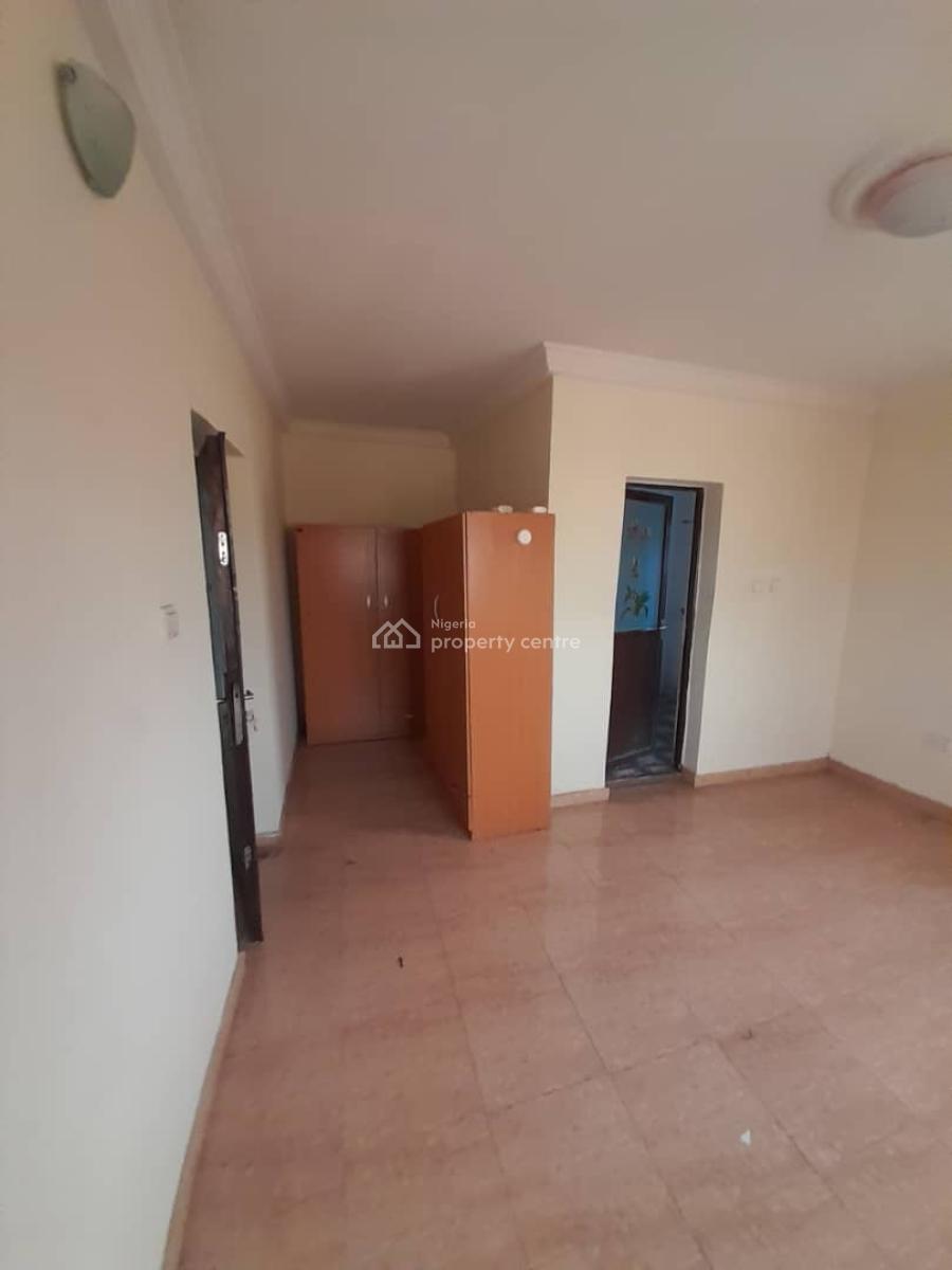 Spacious 3bedroom Flat, Upstairs, All Rooms Ensuite, Akoka, Yaba, Lagos, Flat / Apartment for Rent