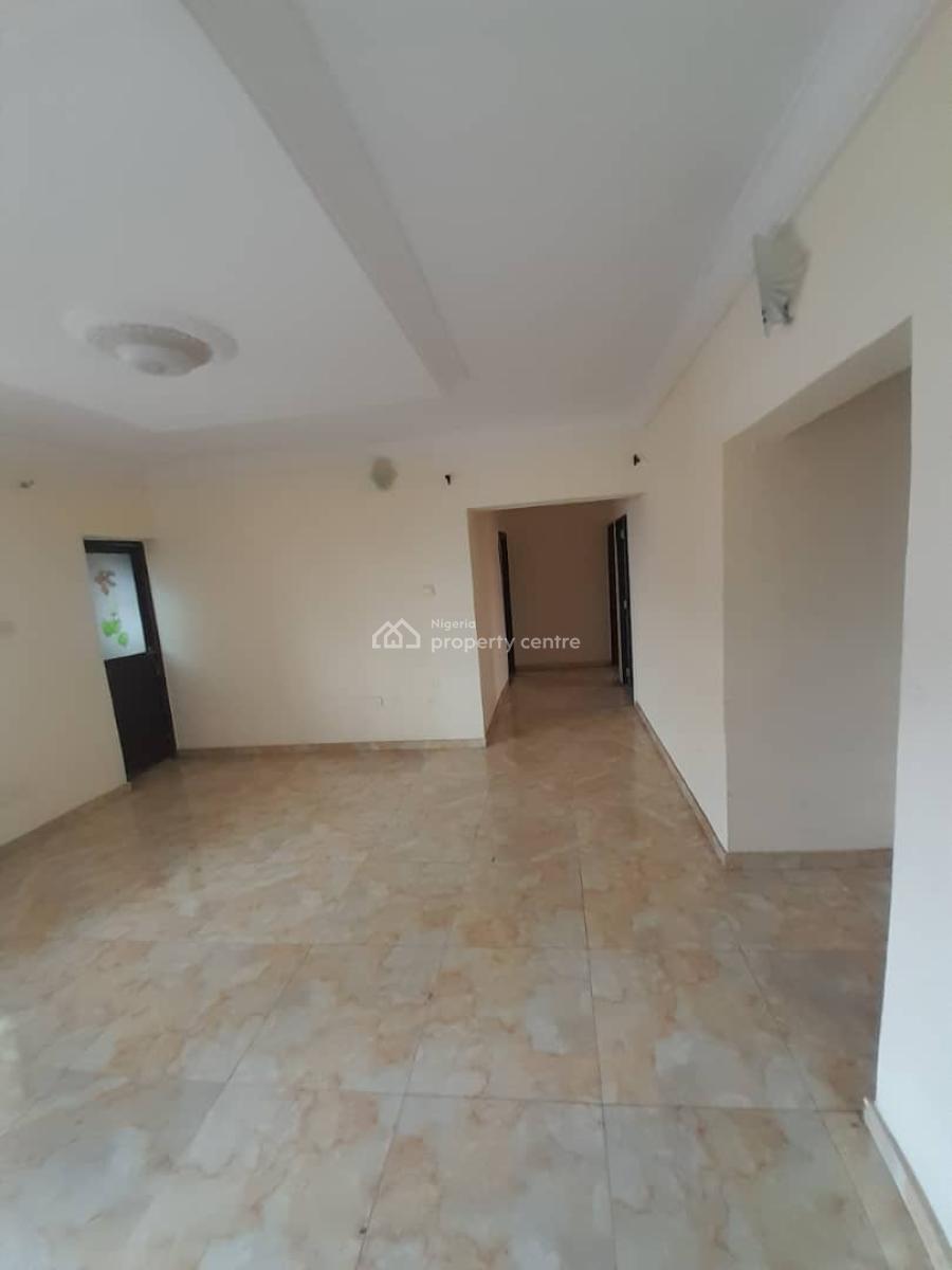 Spacious 3bedroom Flat, Upstairs, All Rooms Ensuite, Akoka, Yaba, Lagos, Flat / Apartment for Rent