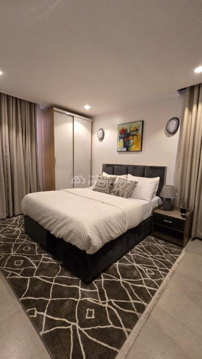 Nicely Furnished 2 Bedroom Apartment, Abule Oja, Yaba, Lagos, Flat / Apartment Short Let