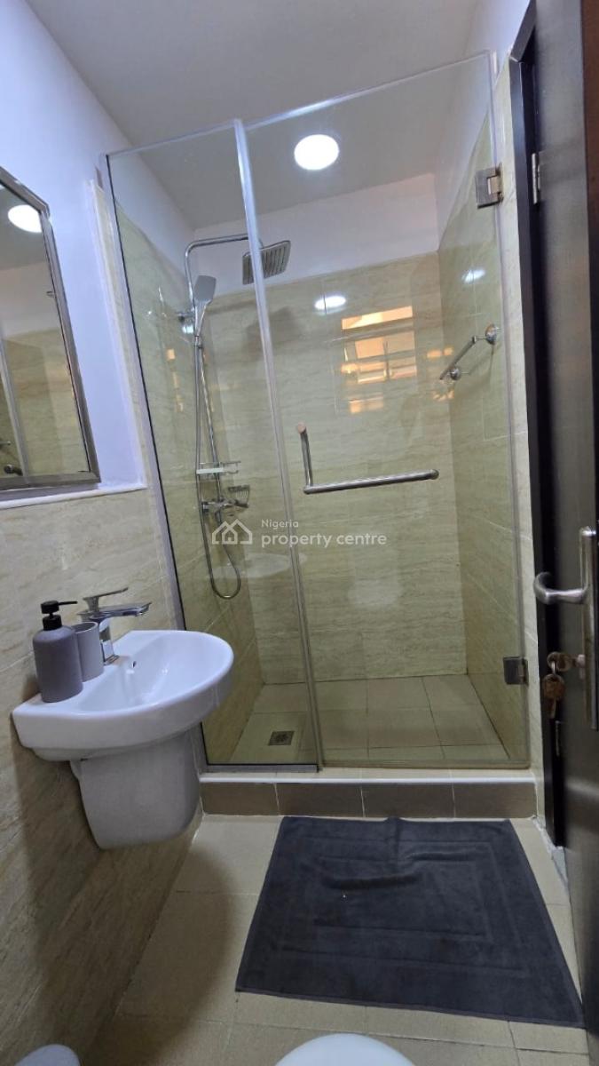 Nicely Furnished 2 Bedroom Apartment, Abule Oja, Yaba, Lagos, Flat / Apartment Short Let