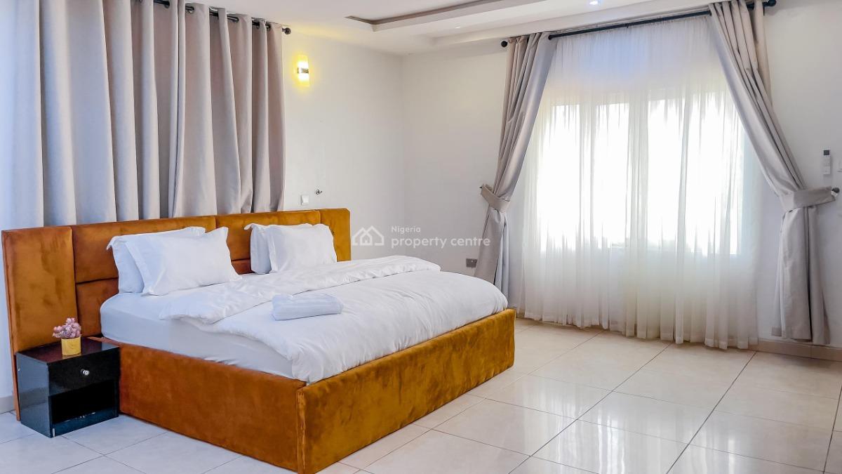 Luxurious 2-bedroom Apartment with Excellent Experience, Ikate-elegusi, Lekki, Lagos, Flat / Apartment Short Let