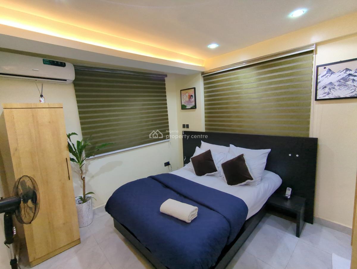 Expat 2 Bedroom with Excellent Service, 3 Sorotona Close, Wuse 2, Abuja, Flat / Apartment Short Let