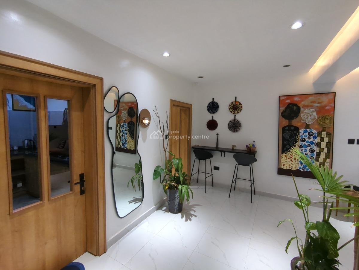 Expat 2 Bedroom with Excellent Service, 3 Sorotona Close, Wuse 2, Abuja, Flat / Apartment Short Let