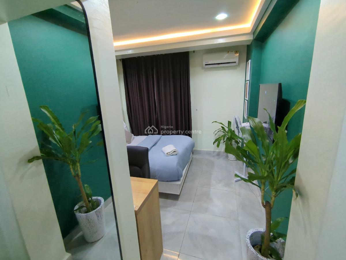 Expat 2 Bedroom with Excellent Service, 3 Sorotona Close, Wuse 2, Abuja, Flat / Apartment Short Let