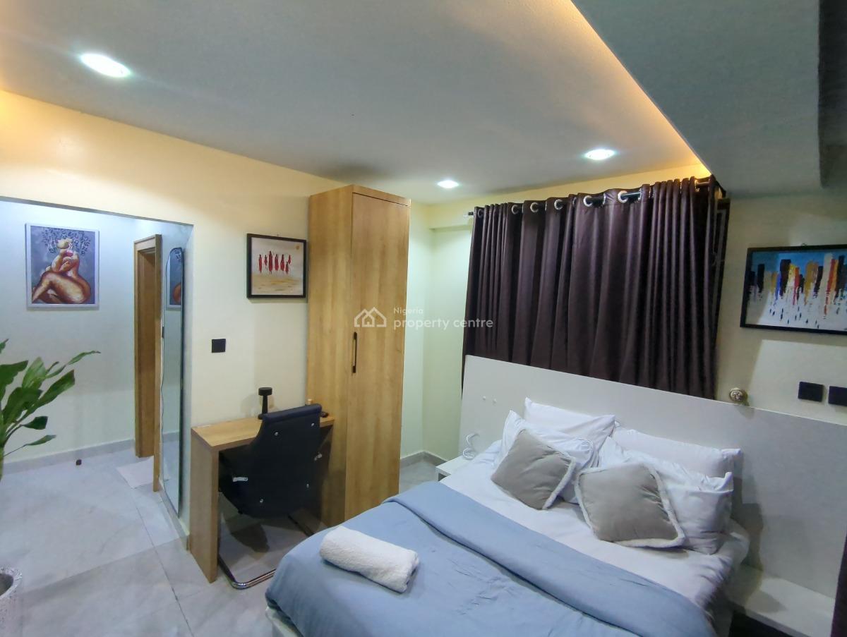 Expat 2 Bedroom with Excellent Service, 3 Sorotona Close, Wuse 2, Abuja, Flat / Apartment Short Let