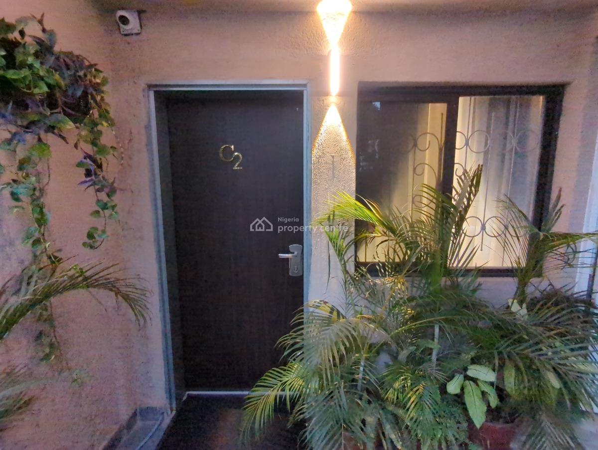 Expat 2 Bedroom with Excellent Service, 3 Sorotona Close, Wuse 2, Abuja, Flat / Apartment Short Let