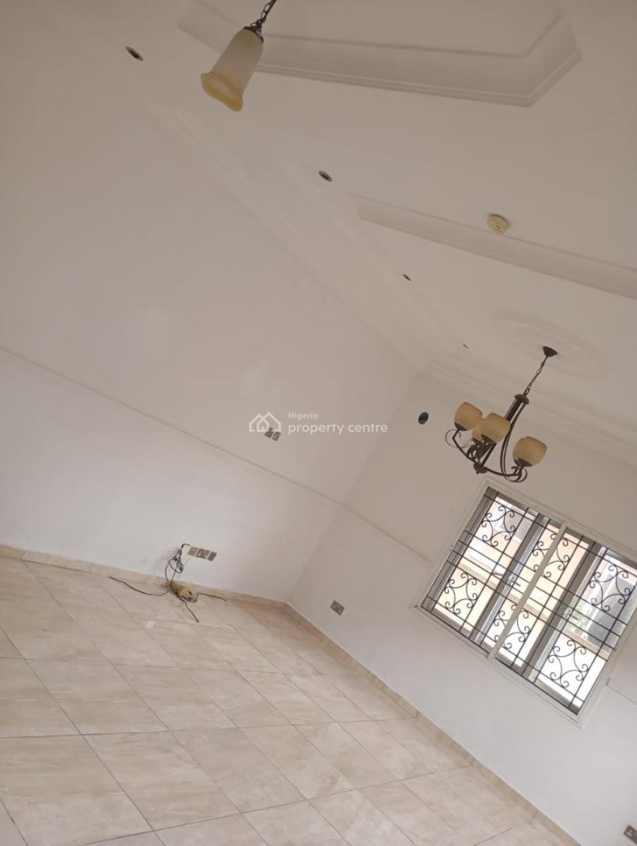 Well Maintained 3 Bedroom Terrace Duplex with Bq, Estate Off Kusenla Road By Chisco Bus Stop, Ikate Elegushi, Lekki, Lagos, Terraced Duplex for Rent