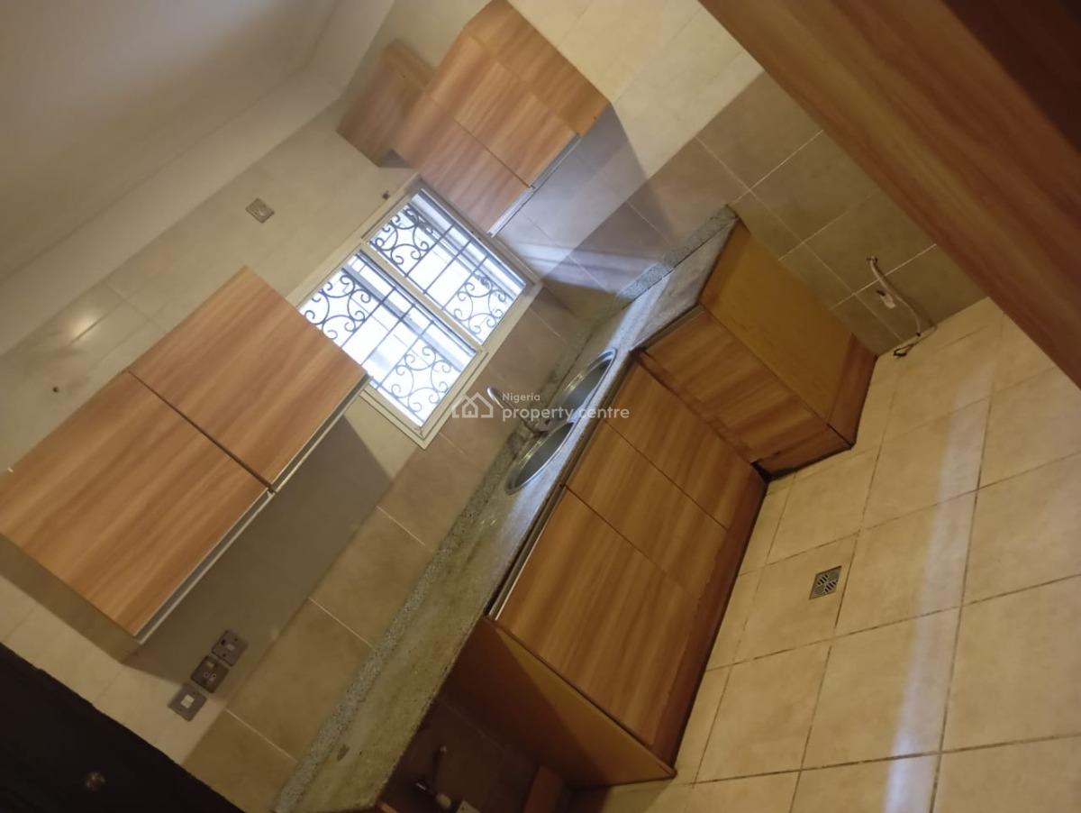 Well Maintained 3 Bedroom Terrace Duplex with Bq, Estate Off Kusenla Road By Chisco Bus Stop, Ikate Elegushi, Lekki, Lagos, Terraced Duplex for Rent