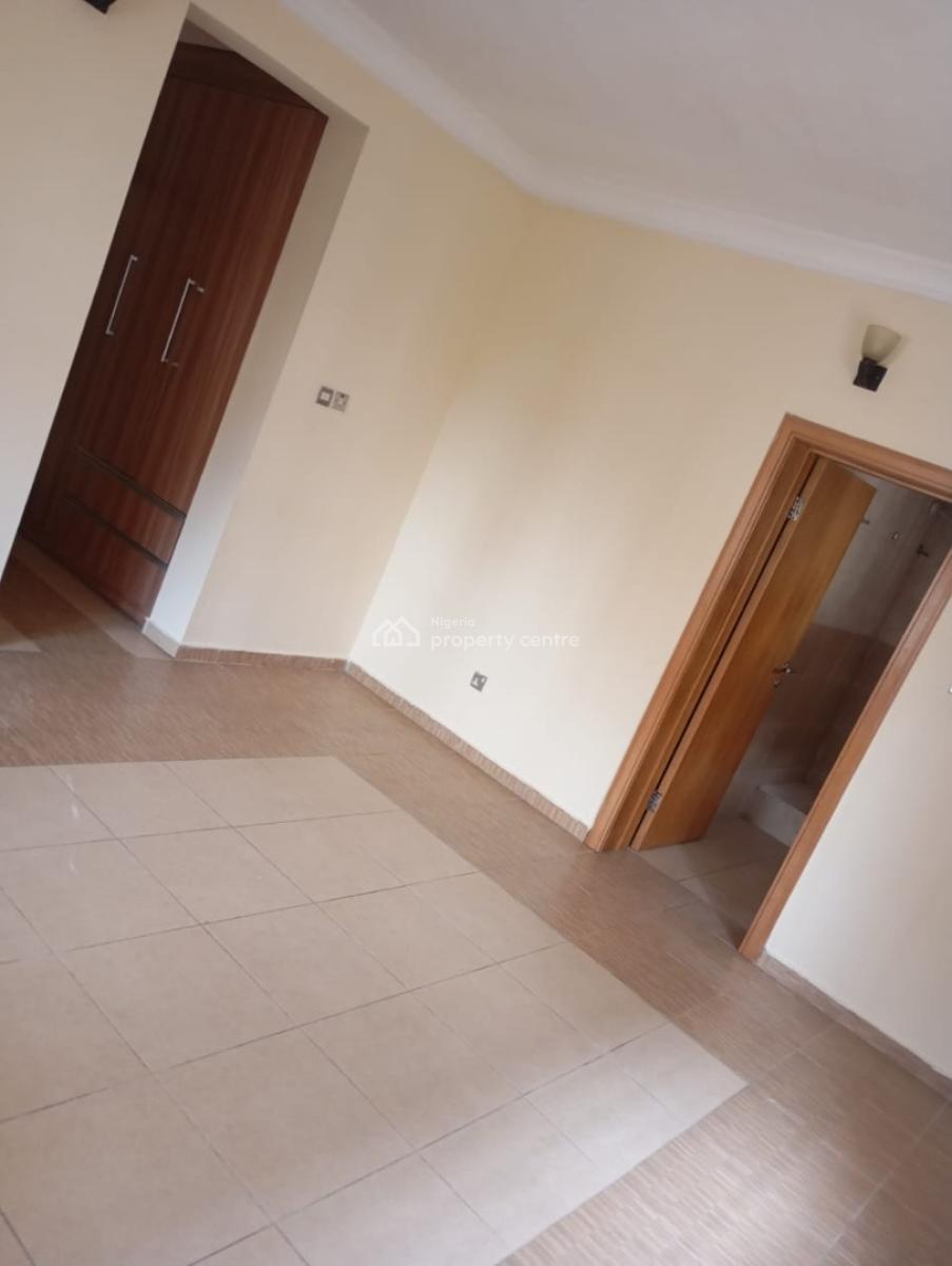 Well Maintained 3 Bedroom Terrace Duplex with Bq, Estate Off Kusenla Road By Chisco Bus Stop, Ikate Elegushi, Lekki, Lagos, Terraced Duplex for Rent