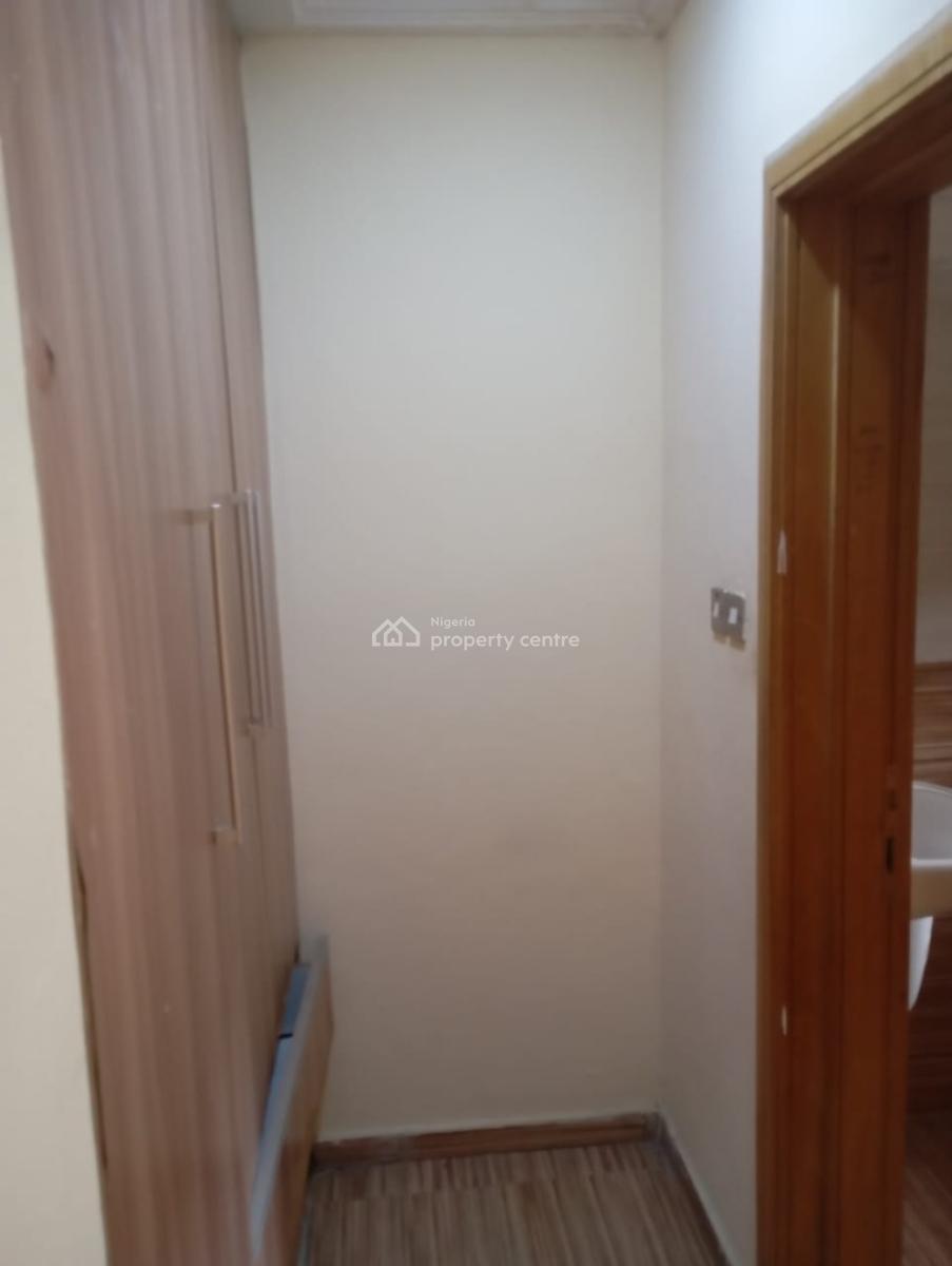 Well Maintained 3 Bedroom Terrace Duplex with Bq, Estate Off Kusenla Road By Chisco Bus Stop, Ikate Elegushi, Lekki, Lagos, Terraced Duplex for Rent