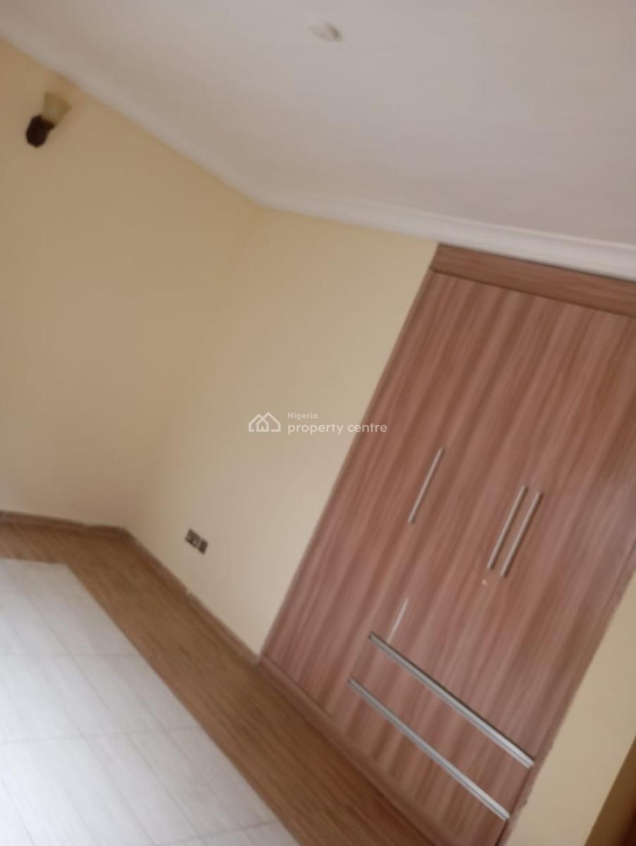 Well Maintained 3 Bedroom Terrace Duplex with Bq, Estate Off Kusenla Road By Chisco Bus Stop, Ikate Elegushi, Lekki, Lagos, Terraced Duplex for Rent