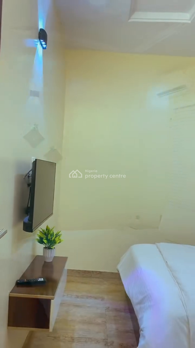 Nicely Furnished 2 Bedroom Apartment, Ipaja, Lagos, Flat / Apartment Short Let