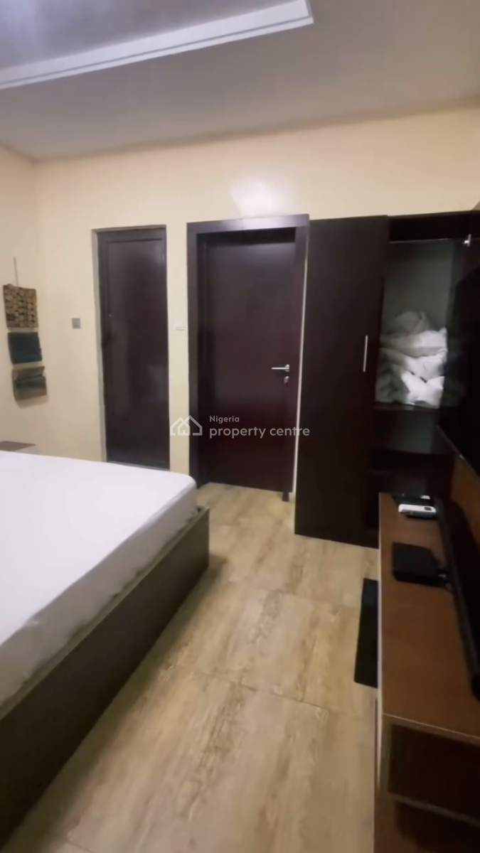Nicely Furnished Studio Apartment, Ipaja, Lagos, Flat / Apartment Short Let