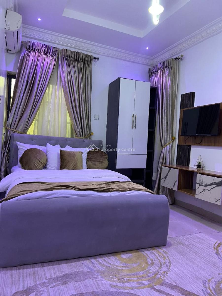 Nicely Furnished 4 Bedroom Apartment, Ikeja, Lagos, Flat / Apartment Short Let