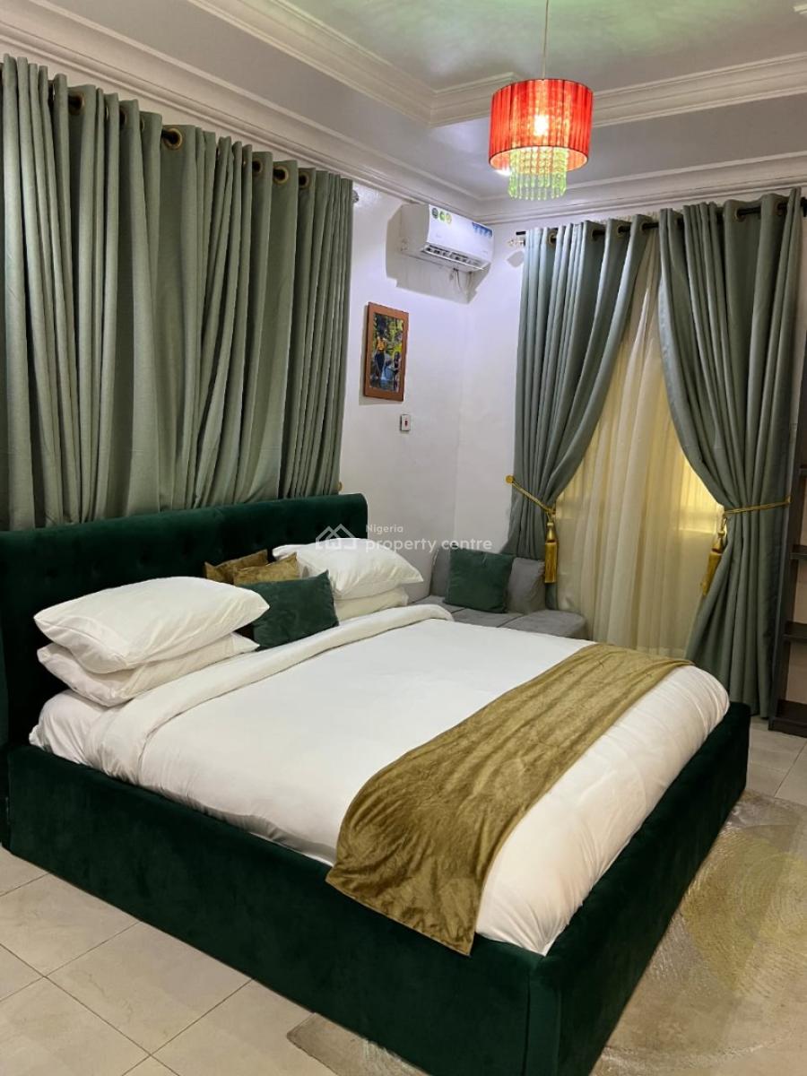 Nicely Furnished 4 Bedroom Apartment, Ikeja, Lagos, Flat / Apartment Short Let