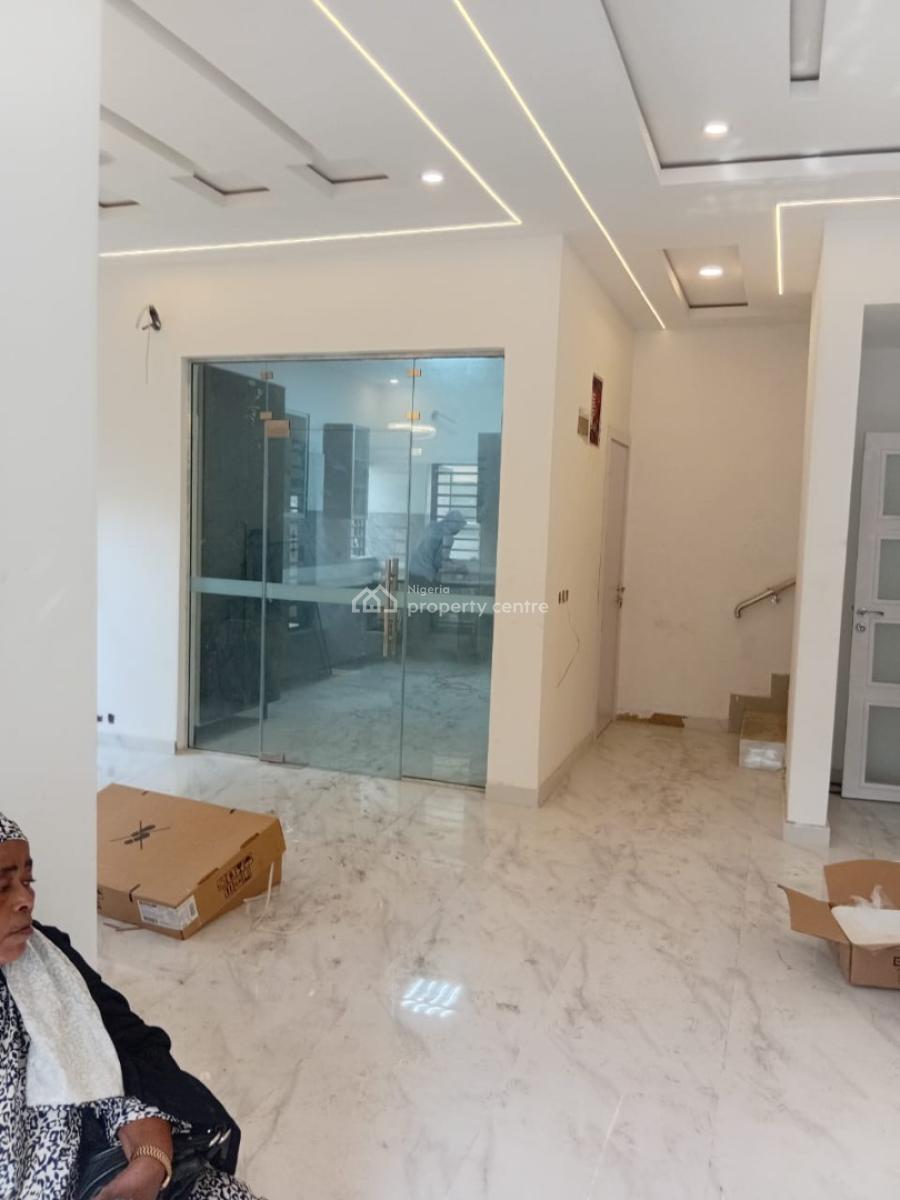 Newly Built 4 Bedroom Deatched with Amazing Fittings in a Mini Estate, Chevron Drive, Lekki, Lagos, Detached Duplex for Rent