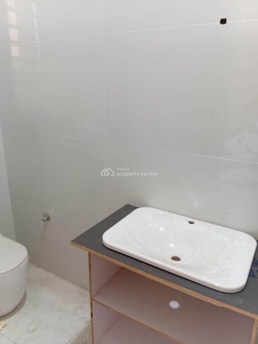 Newly Built 4 Bedroom Deatched with Amazing Fittings in a Mini Estate, Chevron Drive, Lekki, Lagos, Detached Duplex for Rent