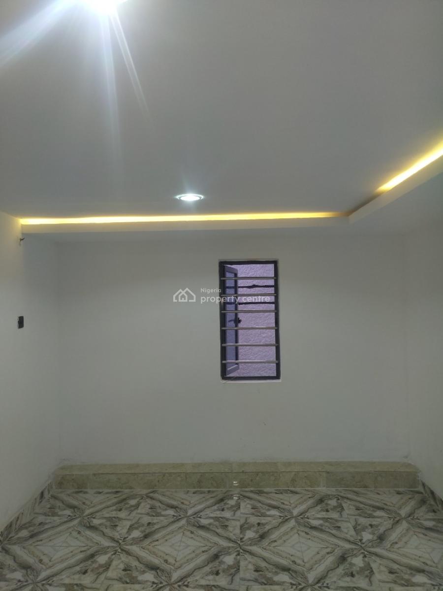 1 Room, Extension, Omole Phase 2, Ikeja, Lagos, Self Contain (single Rooms) for Rent