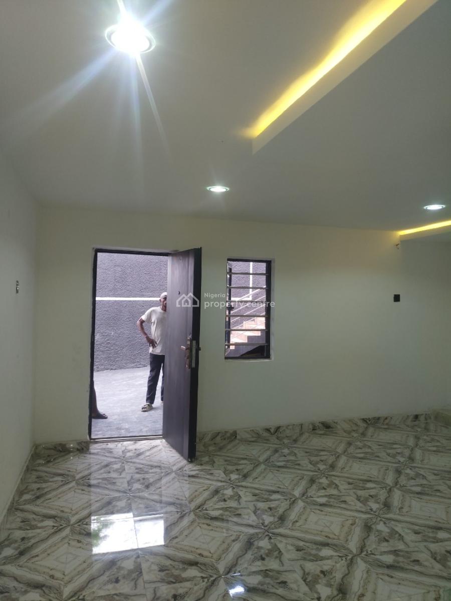 1 Room, Extension, Omole Phase 2, Ikeja, Lagos, Self Contain (single Rooms) for Rent