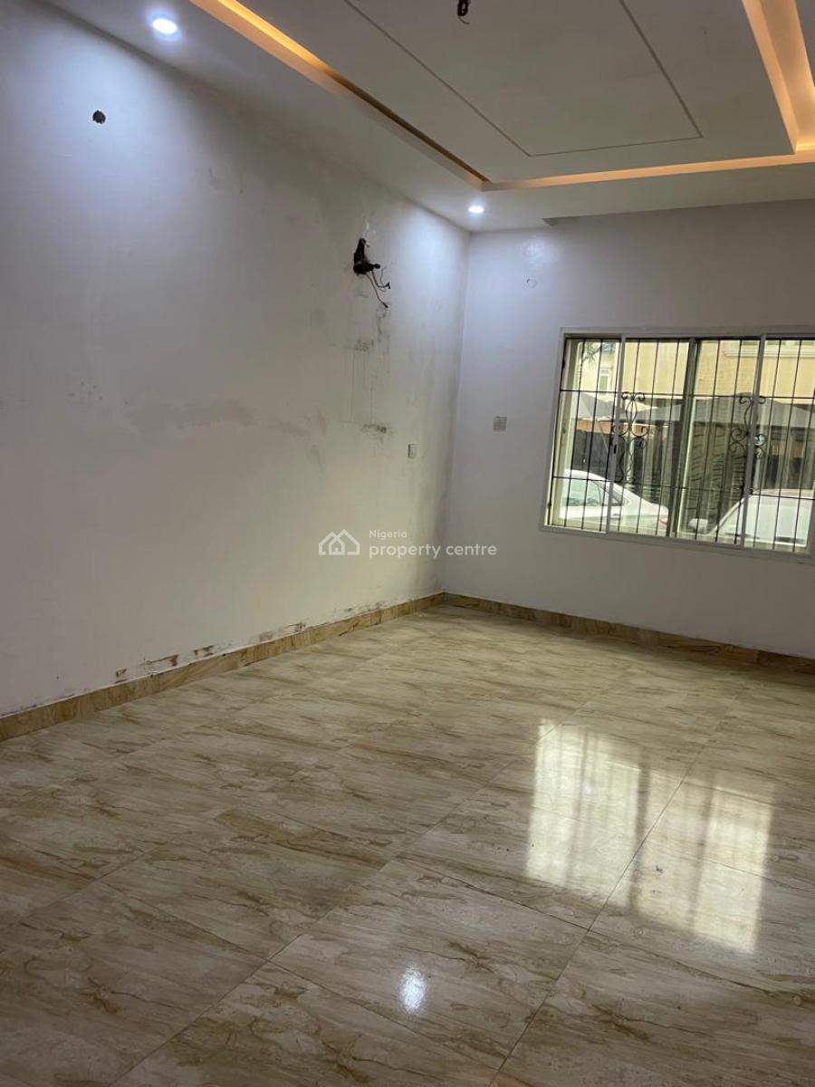 Specious 3 Bedrooms Flat, Chevron, Lekki, Lagos, Flat / Apartment for Rent