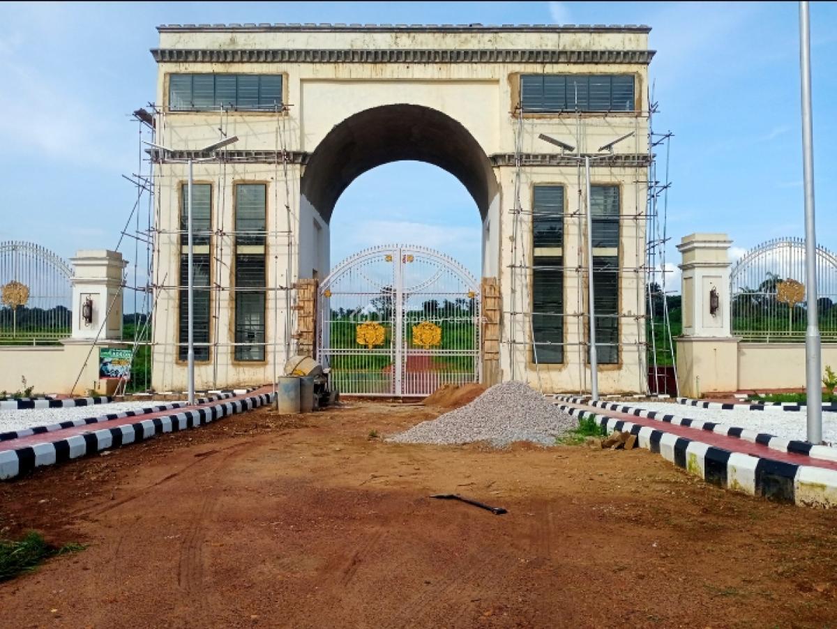 Prime Land, Buckingham  Park and Gardens Ext .estate,, Ede North, Osun, Mixed-use Land for Sale