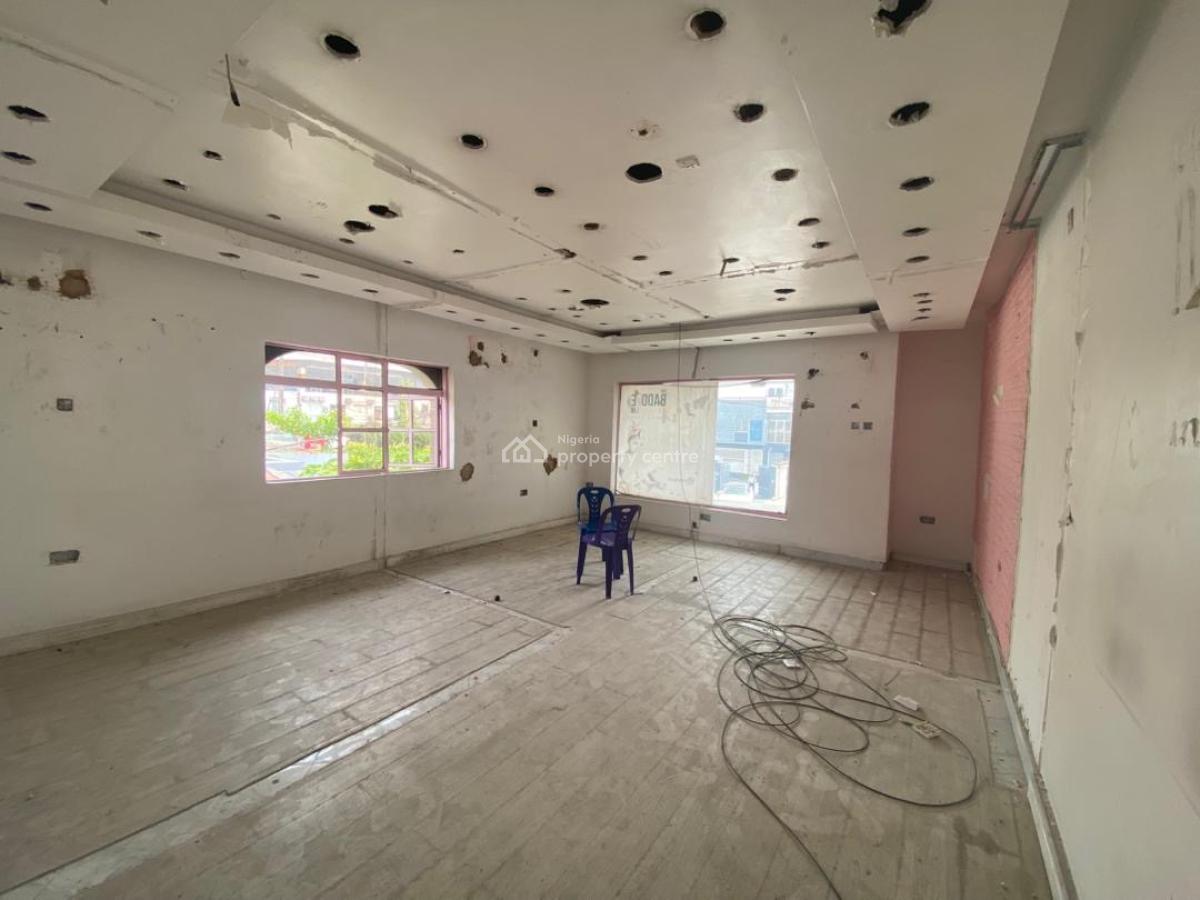 Detached Office/shopping Complex in a Busy Location, Lekki Phase 1, Lekki, Lagos, Plaza / Complex / Mall for Rent