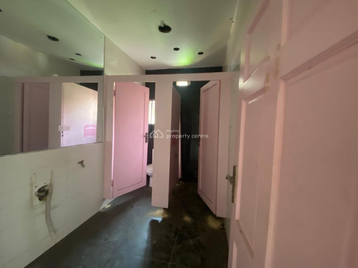 Detached Office/shopping Complex in a Busy Location, Lekki Phase 1, Lekki, Lagos, Plaza / Complex / Mall for Rent