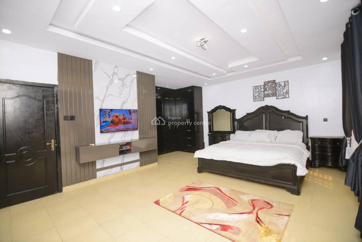Luxury 3bedroom in Lekki Phase 1, Lekki Phase 1, Lekki, Lagos, Flat / Apartment Short Let