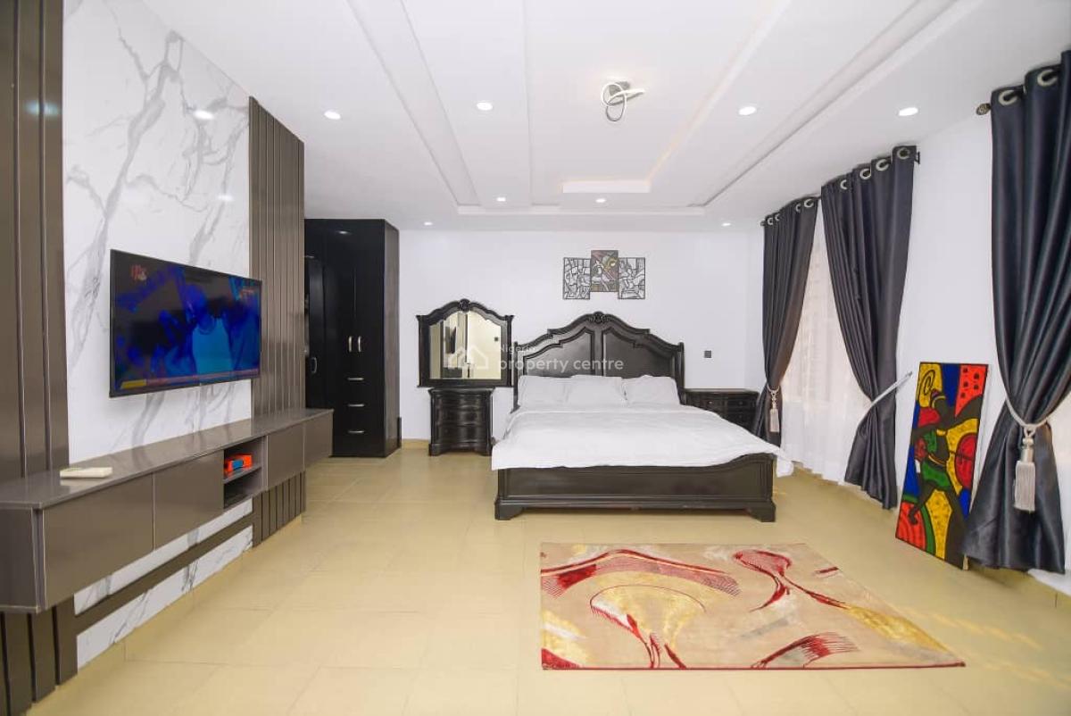 Luxury 3bedroom in Lekki Phase 1, Lekki Phase 1, Lekki, Lagos, Flat / Apartment Short Let