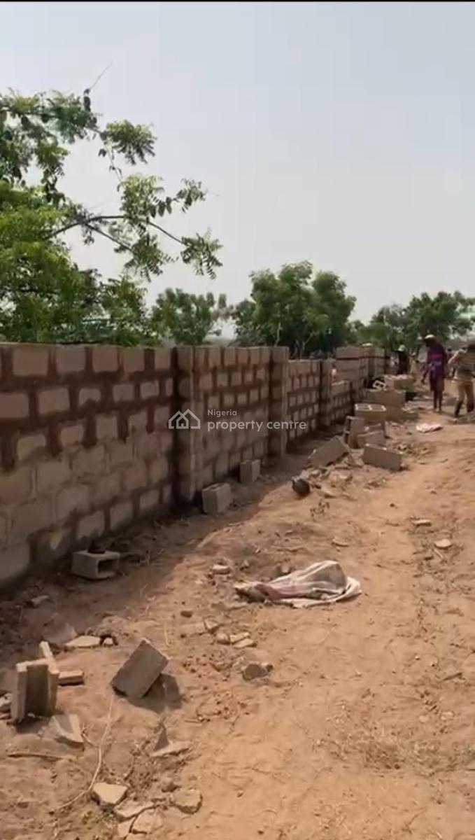 Most Affordable Farmland in a Secure & Gated Estate with High Returns, Make Money From Cocoa and Plaintain Farming  , Start with 500k Deposit, Abeokuta South, Ogun, Mixed-use Land for Sale