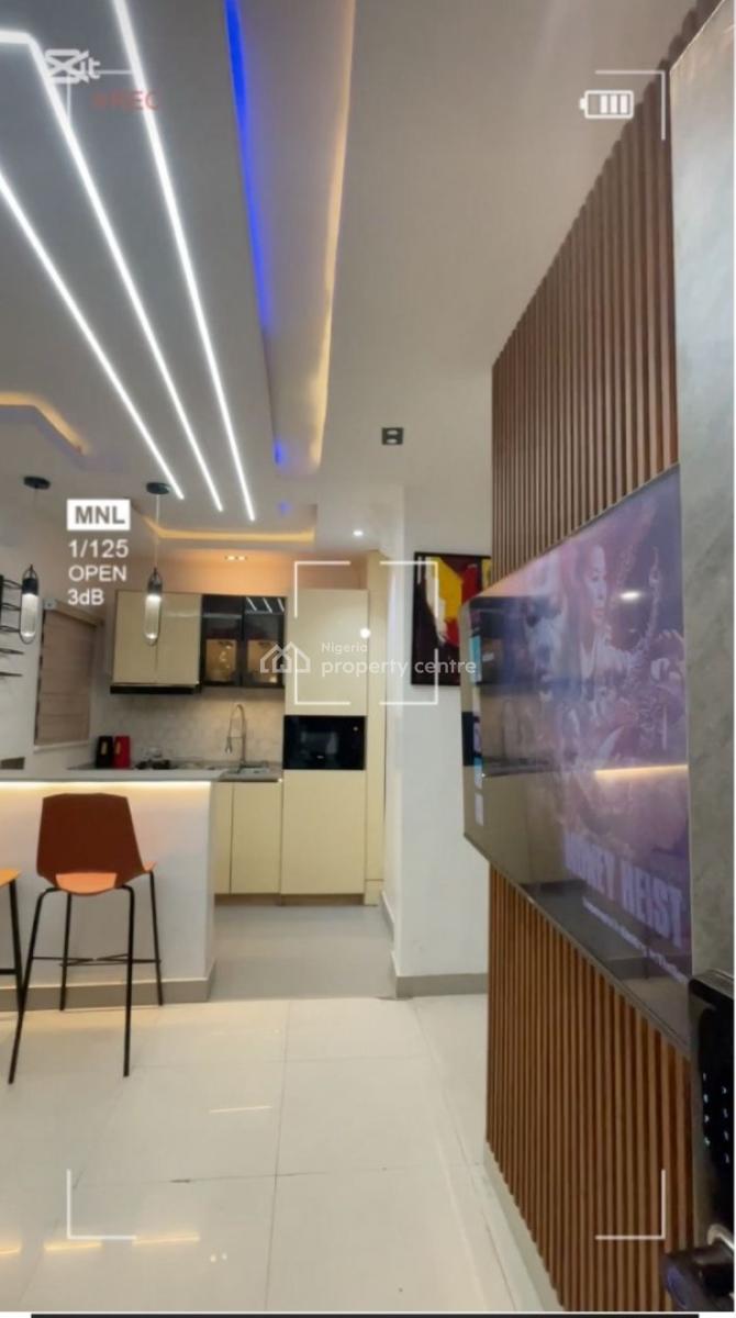 Mine Flat, Lekki Phase 1, Lekki, Lagos, Mini Flat (room and Parlour) for Rent