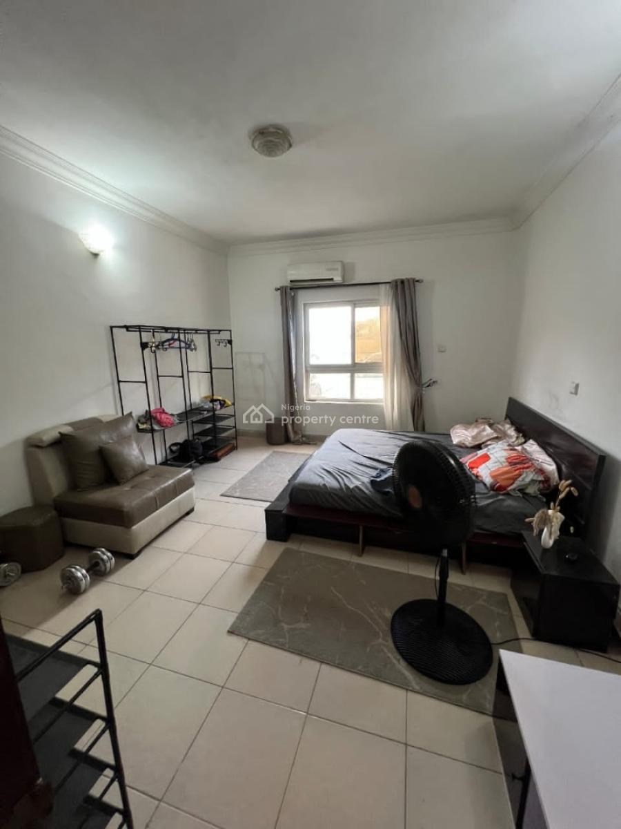 Master Bedroom, Shared Apartment, Cadogan Estate,, Lekki, Lagos, Flat / Apartment for Rent