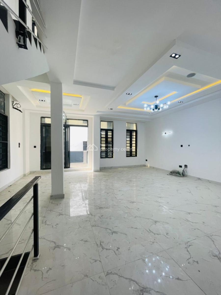 Well Spacious 4 Bedroom Terraced Duplex with Bq, Ologolo, Lekki, Lagos, Terraced Duplex for Sale