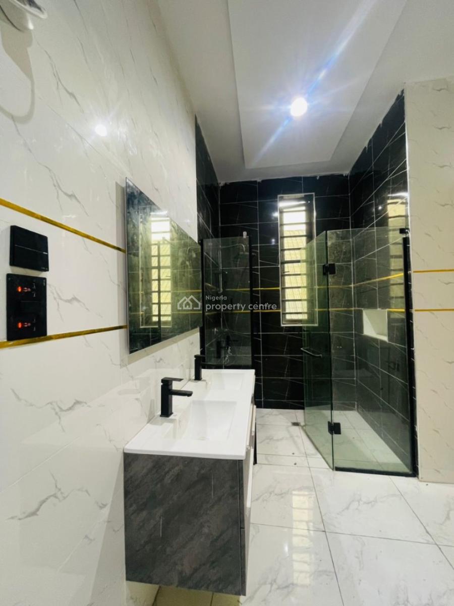 Well Spacious 4 Bedroom Terraced Duplex with Bq, Ologolo, Lekki, Lagos, Terraced Duplex for Sale