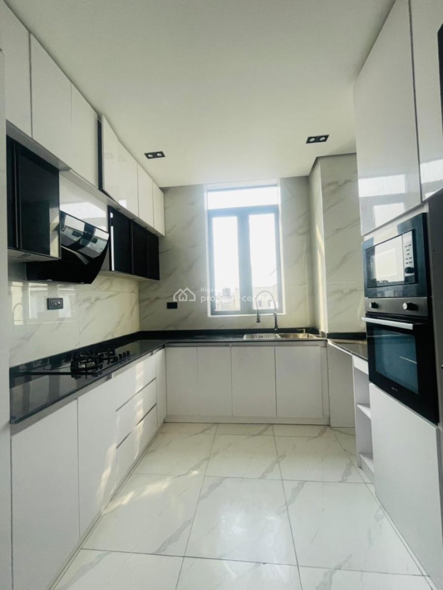 Brand New and Well Spacious 1 an 2 Bedroom Apartment, Ologolo, Lekki, Lagos, Block of Flats for Sale