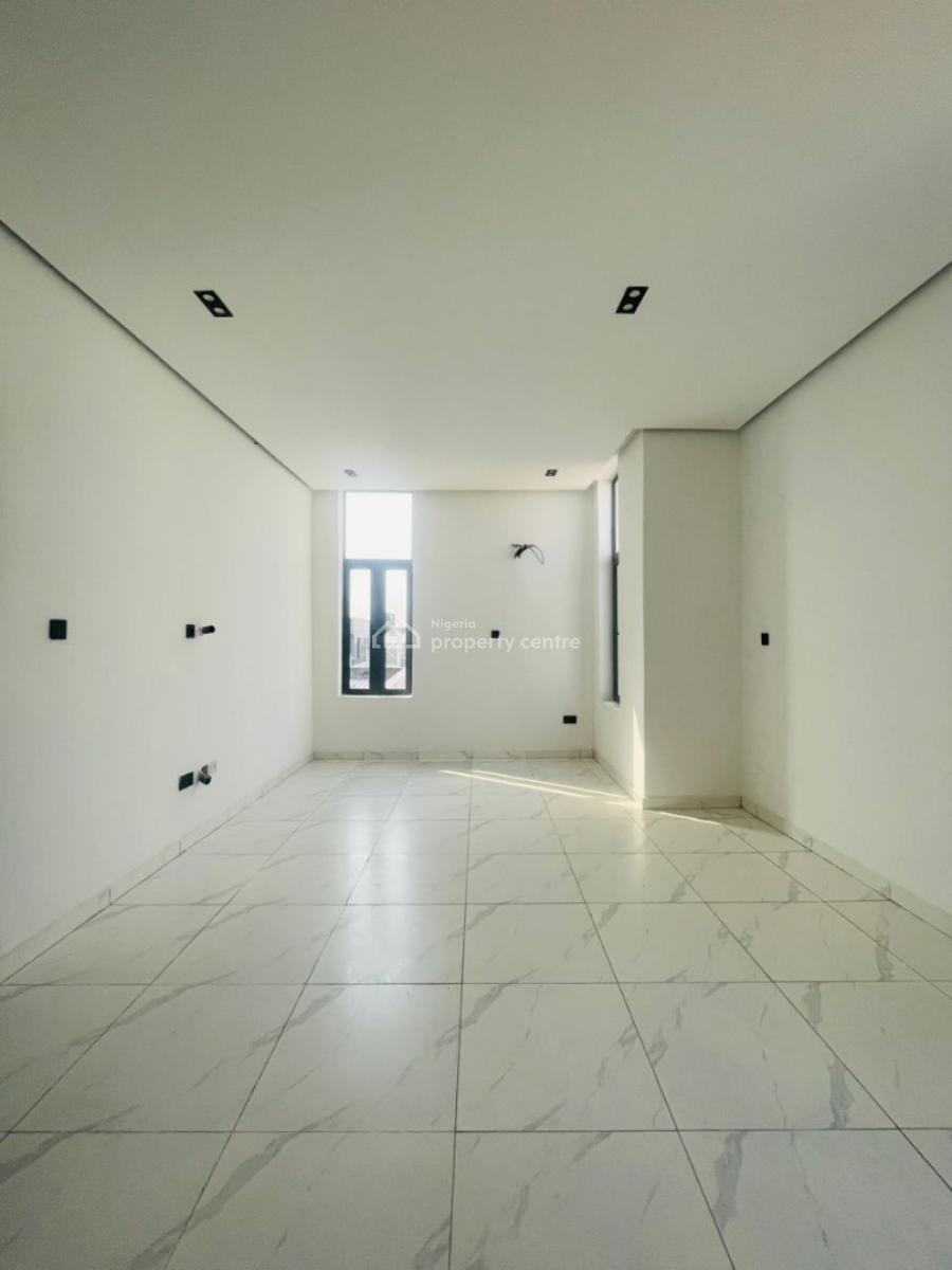 Brand New and Well Spacious 1 an 2 Bedroom Apartment, Ologolo, Lekki, Lagos, Block of Flats for Sale