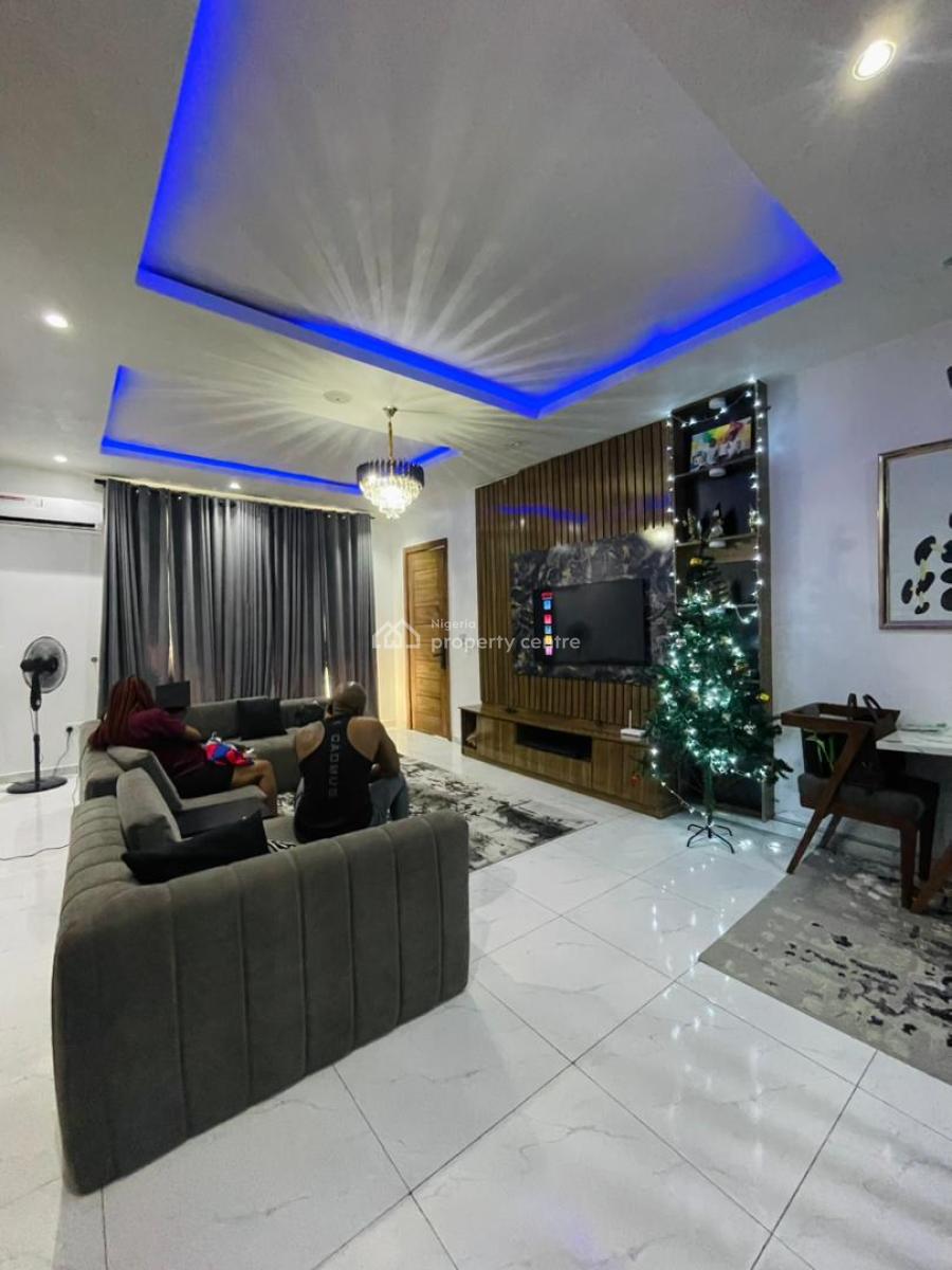 Unfurnished 2 Bedroom Apartment, Conservation, Lekki, Lagos, Block of Flats for Sale